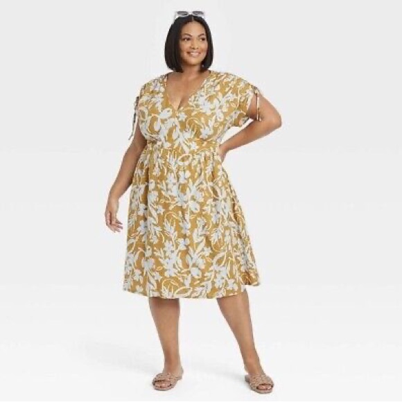 Ava & Viv Dresses & Skirts - 2/$20 Gold Floral Knee Length Tie Sleeve V Neck Summer Dress 2X 3X